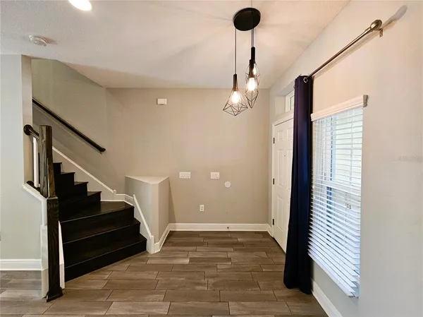 $2,300 | 30219 Southwell Lane, Wesley Chapel, FL 33543