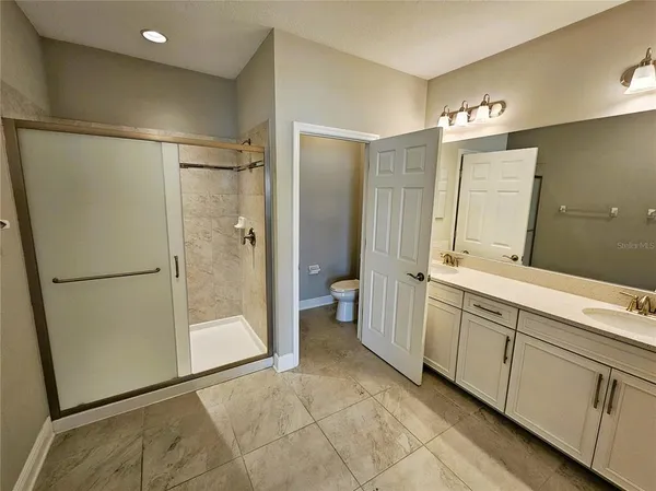 $2,300 | 30219 Southwell Lane, Wesley Chapel, FL 33543
