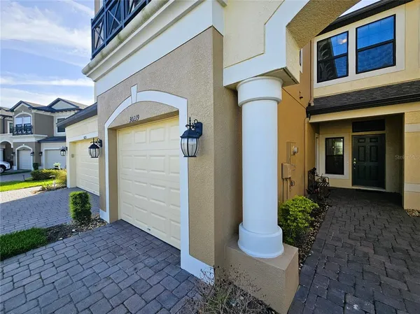 $2,300 | 30219 Southwell Lane, Wesley Chapel, FL 33543