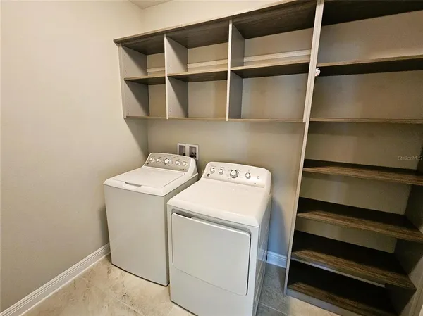 $2,300 | 30219 Southwell Lane, Wesley Chapel, FL 33543