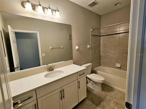 $2,300 | 30219 Southwell Lane, Wesley Chapel, FL 33543