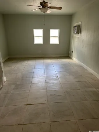 $1,295 | 4911 Longfellow Boulevard, San Antonio, TX 78217