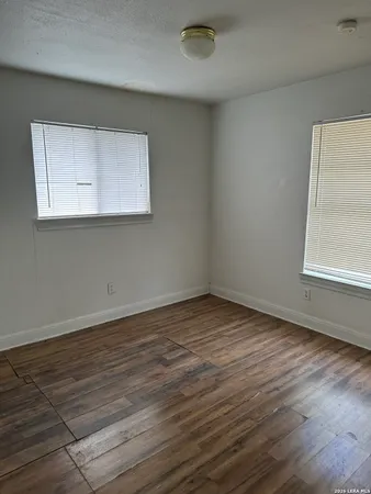 $1,295 | 4911 Longfellow Boulevard, San Antonio, TX 78217