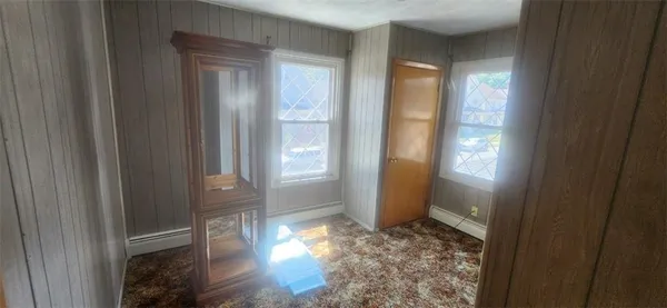 $108,900 | 500 Wayne Avenue, Ellwood City, PA 16117