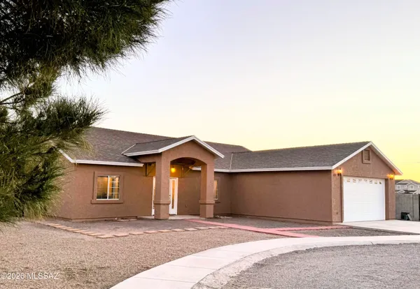 $415,000 | 1251 West 100th Street North, Pima, AZ 85543