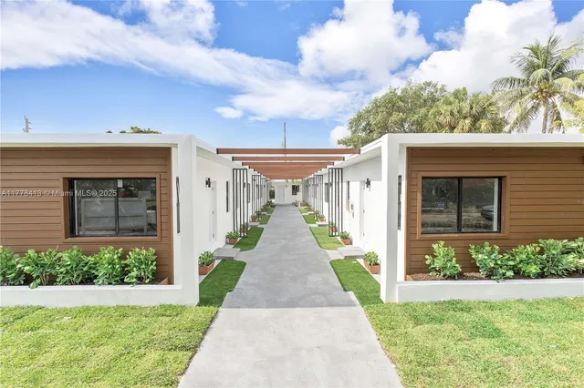 $1,525 | 1946 Pierce Street, Unit 6, Hollywood, FL 33020