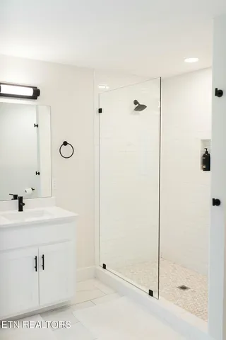 $6,750,000 | 8413 McCubbins Lane, Knoxville, TN 37924