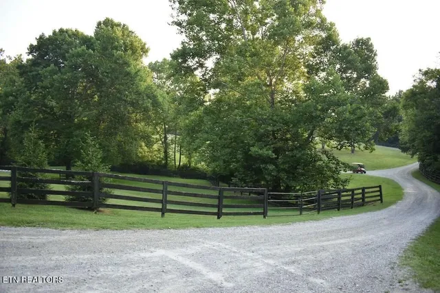$6,750,000 | 8413 McCubbins Lane, Knoxville, TN 37924