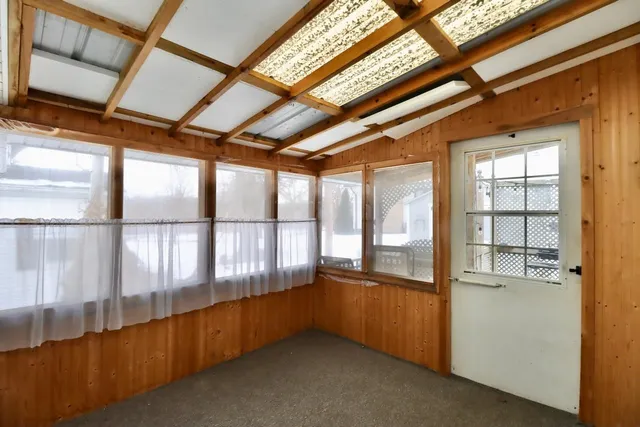 $65,000 | 666 South Bluff Road, Unit 402, South Beloit, IL 61080