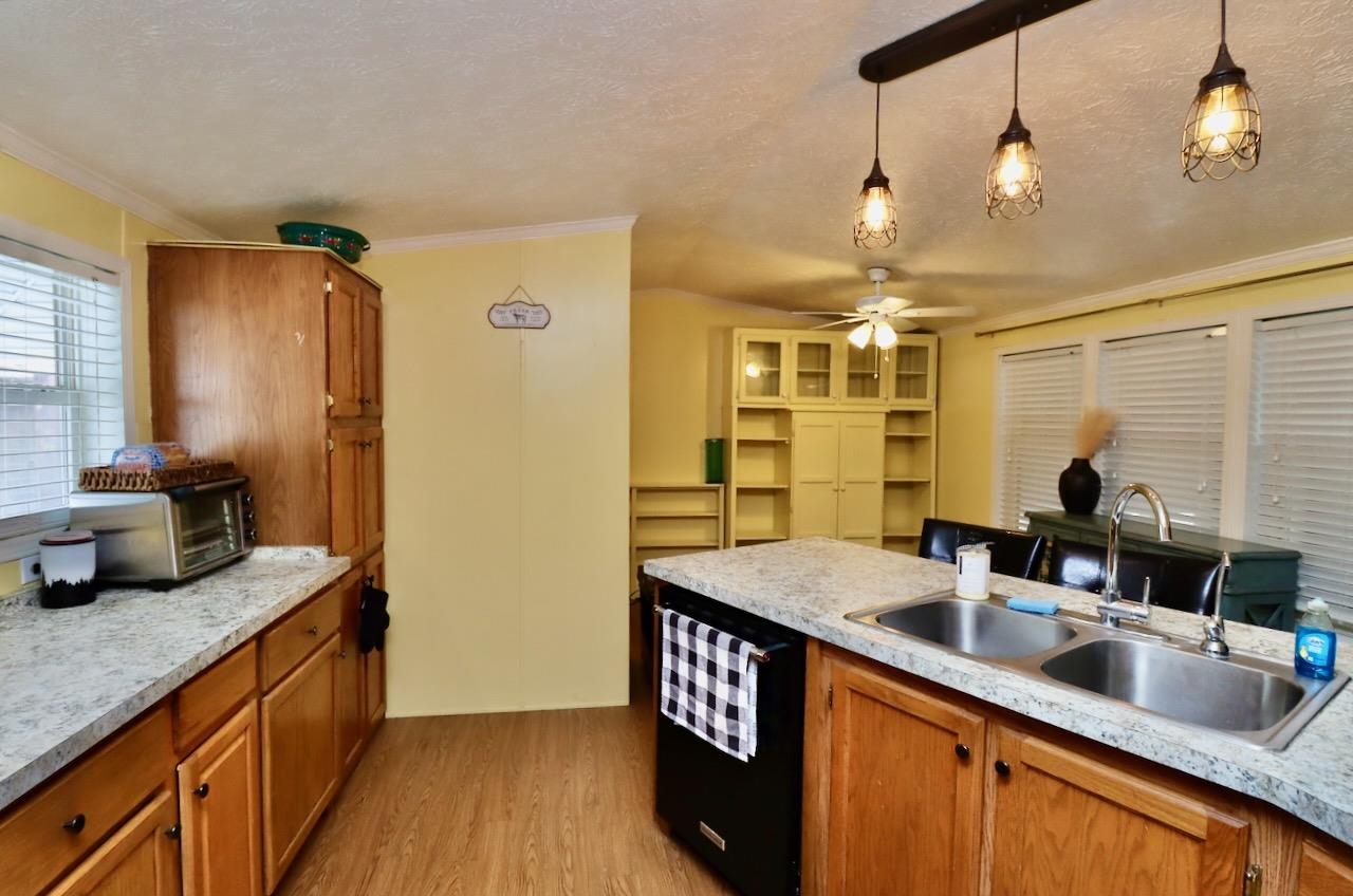 666 South Bluff Road, Unit 402 South Beloit, IL 61080 - Photo 4 of 17 Gallery Image 4