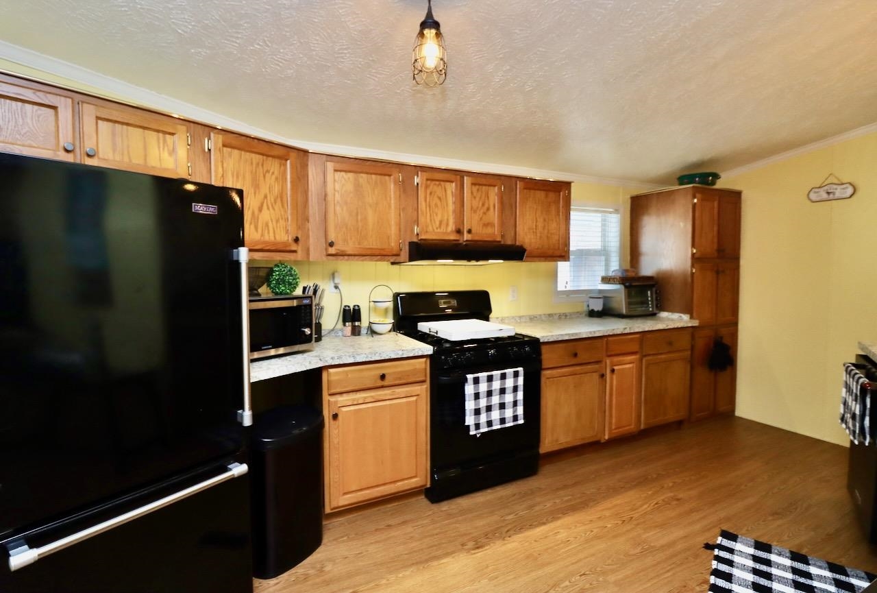 666 South Bluff Road, Unit 402 South Beloit, IL 61080 - Photo 5 of 17