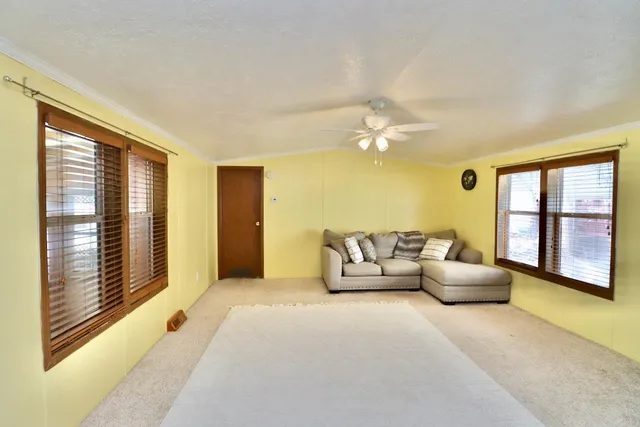 $65,000 | 666 South Bluff Road, Unit 402, South Beloit, IL 61080