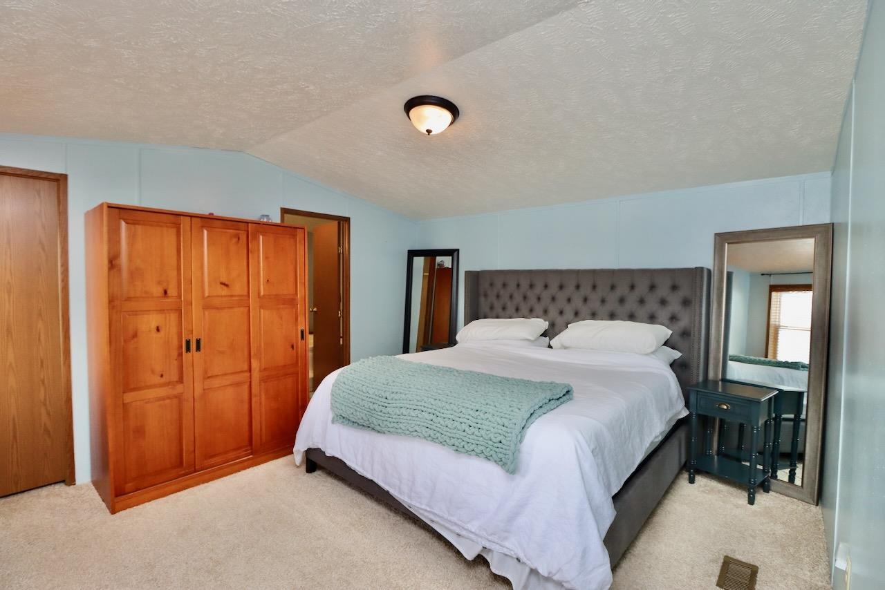 666 South Bluff Road, Unit 402 South Beloit, IL 61080 - Photo 10 of 17