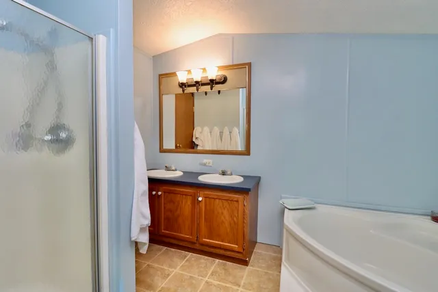 $65,000 | 666 South Bluff Road, Unit 402, South Beloit, IL 61080