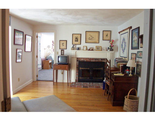 2 Deerfield Road Sherborn, MA 01770 - Photo 7 of 10 Gallery Image 7