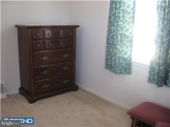 28 Stanford Road Cherry Hill, NJ 08034 - Photo 7 of 10 Gallery Image 7