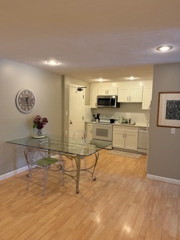 15 Davis Road, Unit B14 Acton, MA 01720 - Photo 7 of 15 Gallery Image 7
