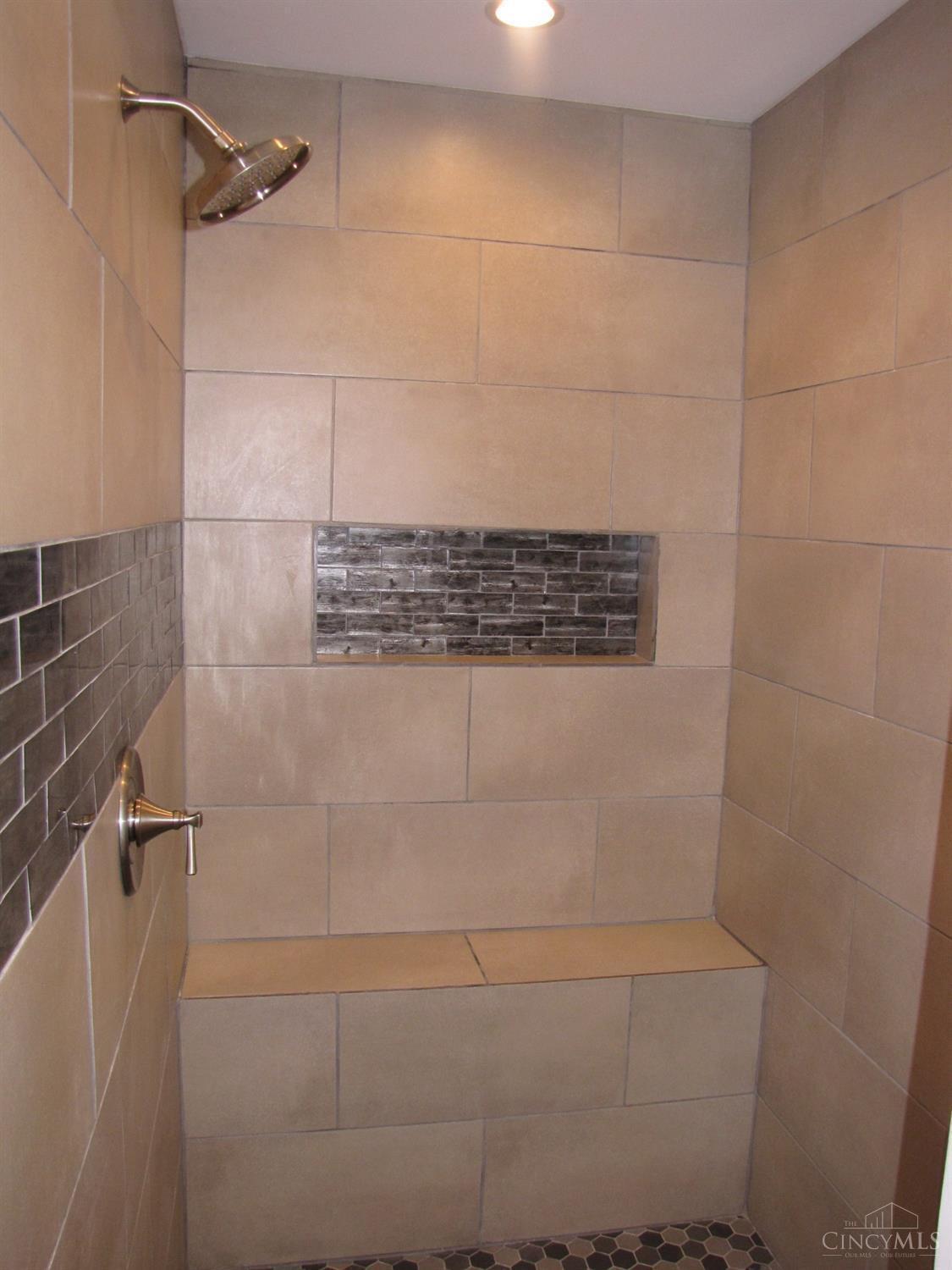 967 Greentree Road Lawrenceburg, IN 47025 - Photo 20 of 48