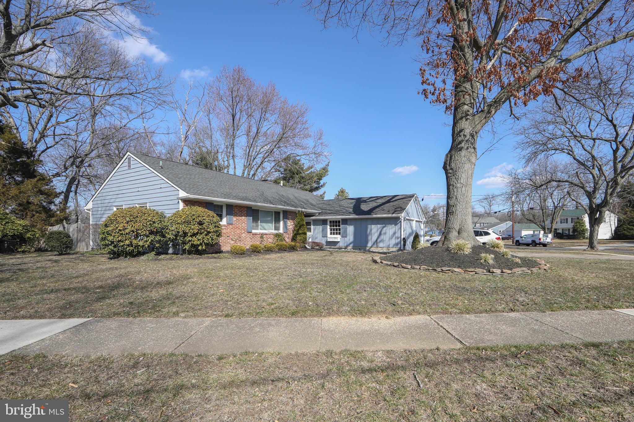 526 Covered Bridge Road Cherry Hill, NJ 08034 - Photo 39 of 40 Exterior Front