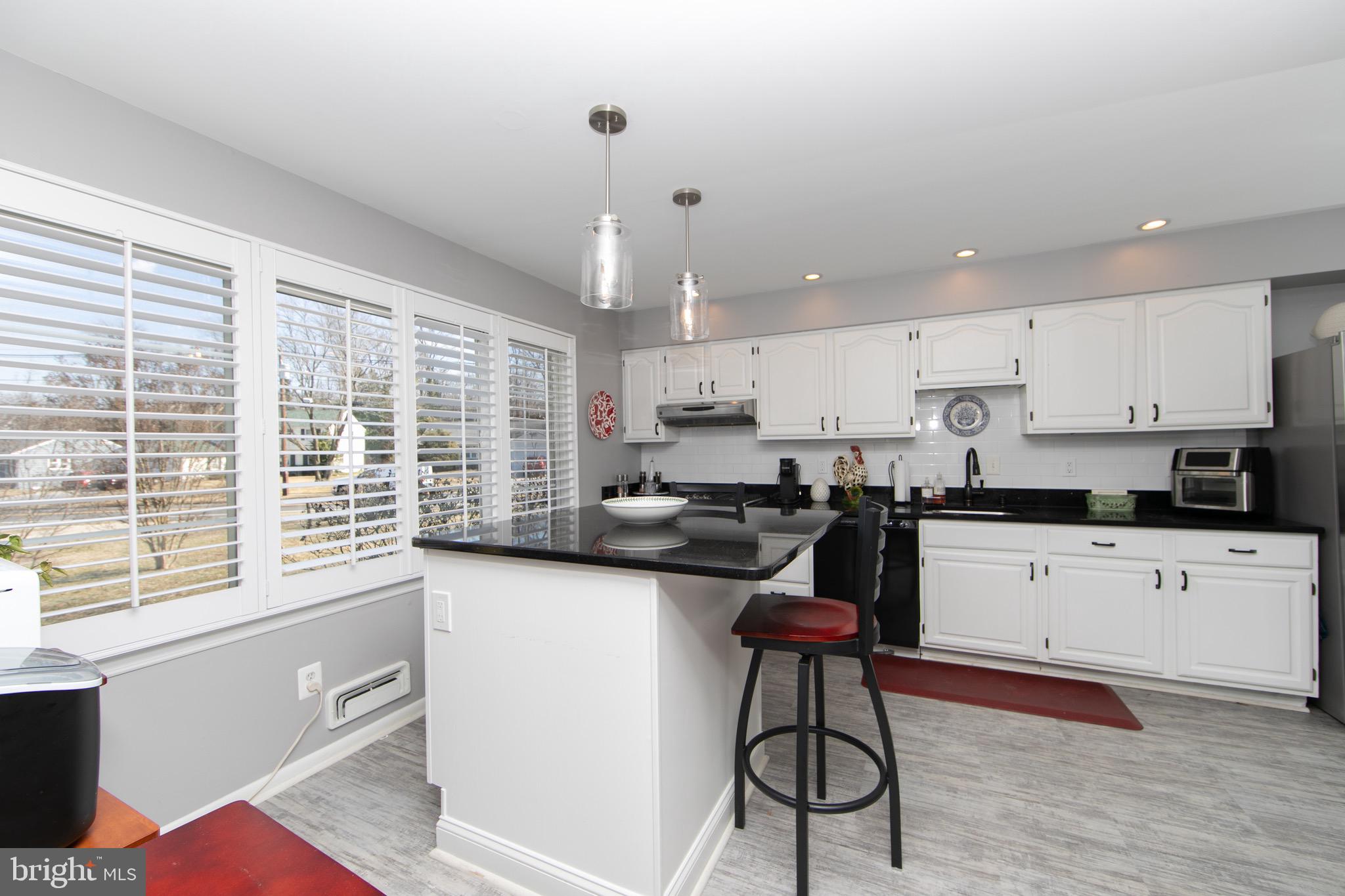 526 Covered Bridge Road Cherry Hill, NJ 08034 - Photo 9 of 40 Kitchen