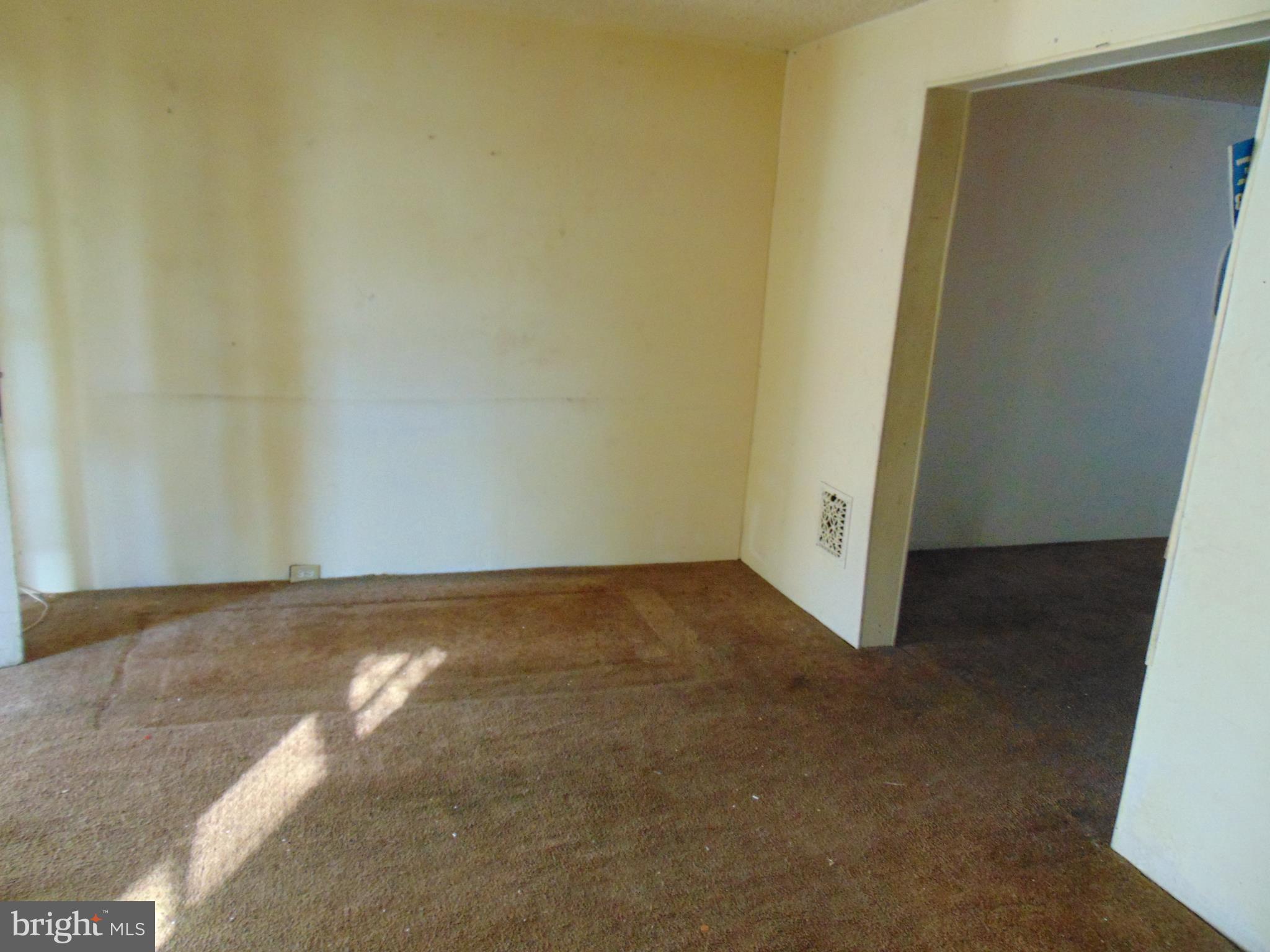 1675 Alabama Road Camden, NJ 08104 - Photo 4 of 14