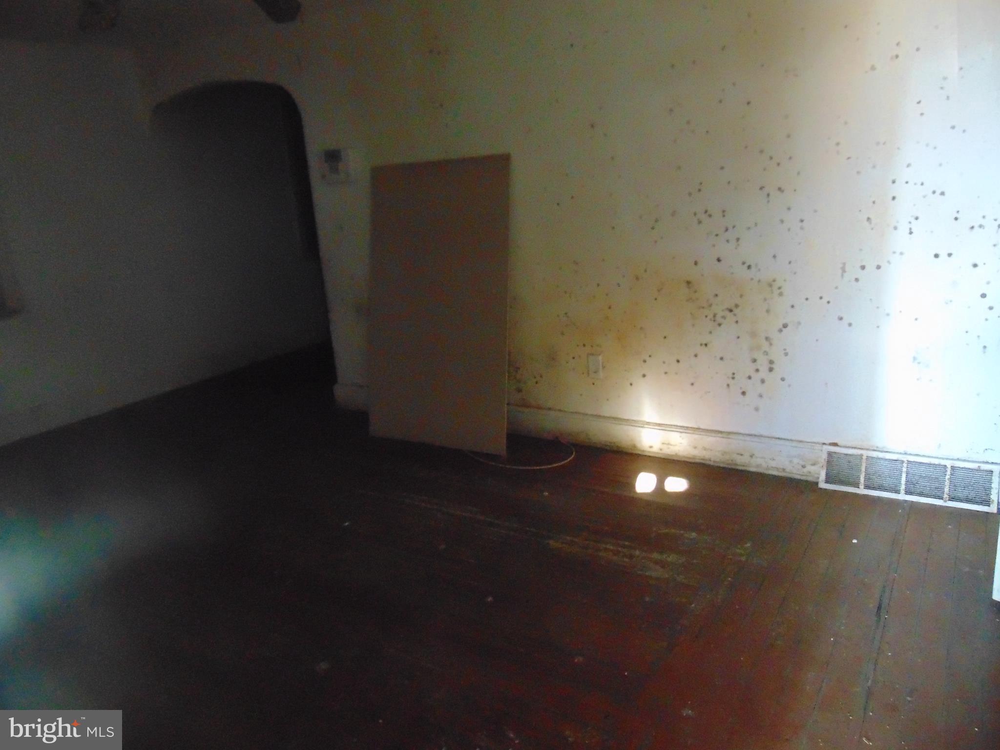 1675 Alabama Road Camden, NJ 08104 - Photo 6 of 14
