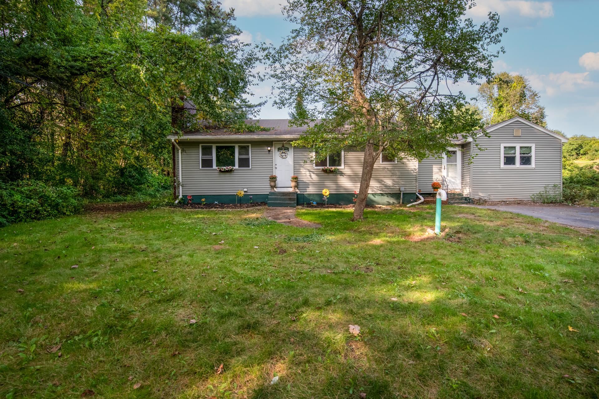 72 Parker Station Road Goffstown, NH 03045 - Photo 1 of 30