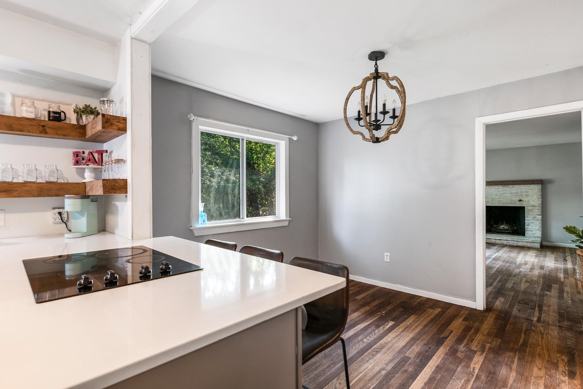 72 Parker Station Road Goffstown, NH 03045 - Photo 3 of 30