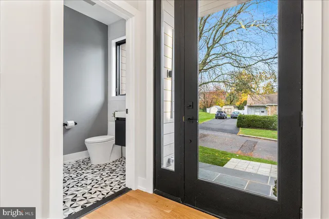 $8,000 | 71 Maple Street, Princeton, NJ 08542