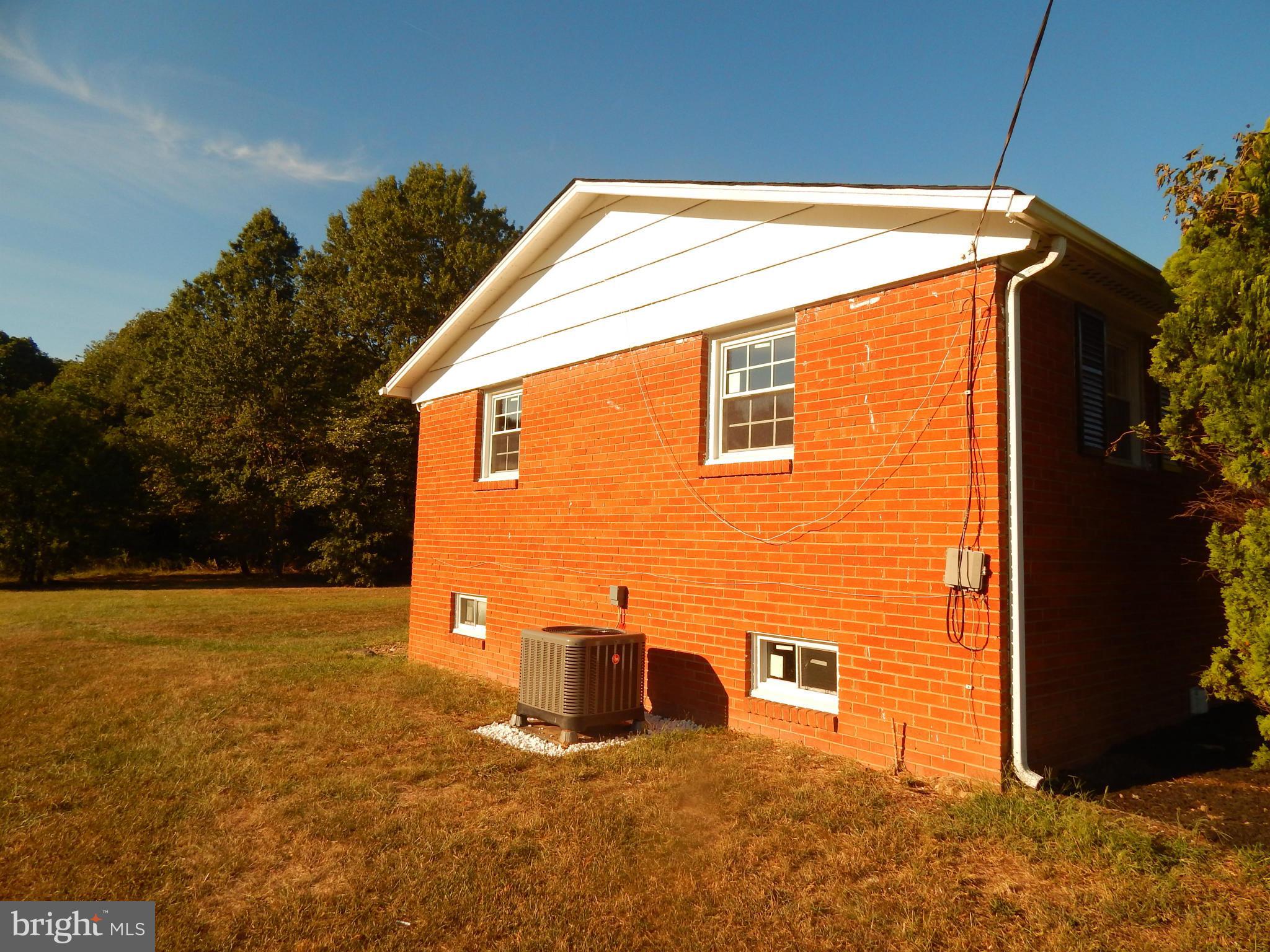 8120 Bethlehem Road Manassas, VA 20109 - Photo 2 of 26 Exterior (General)