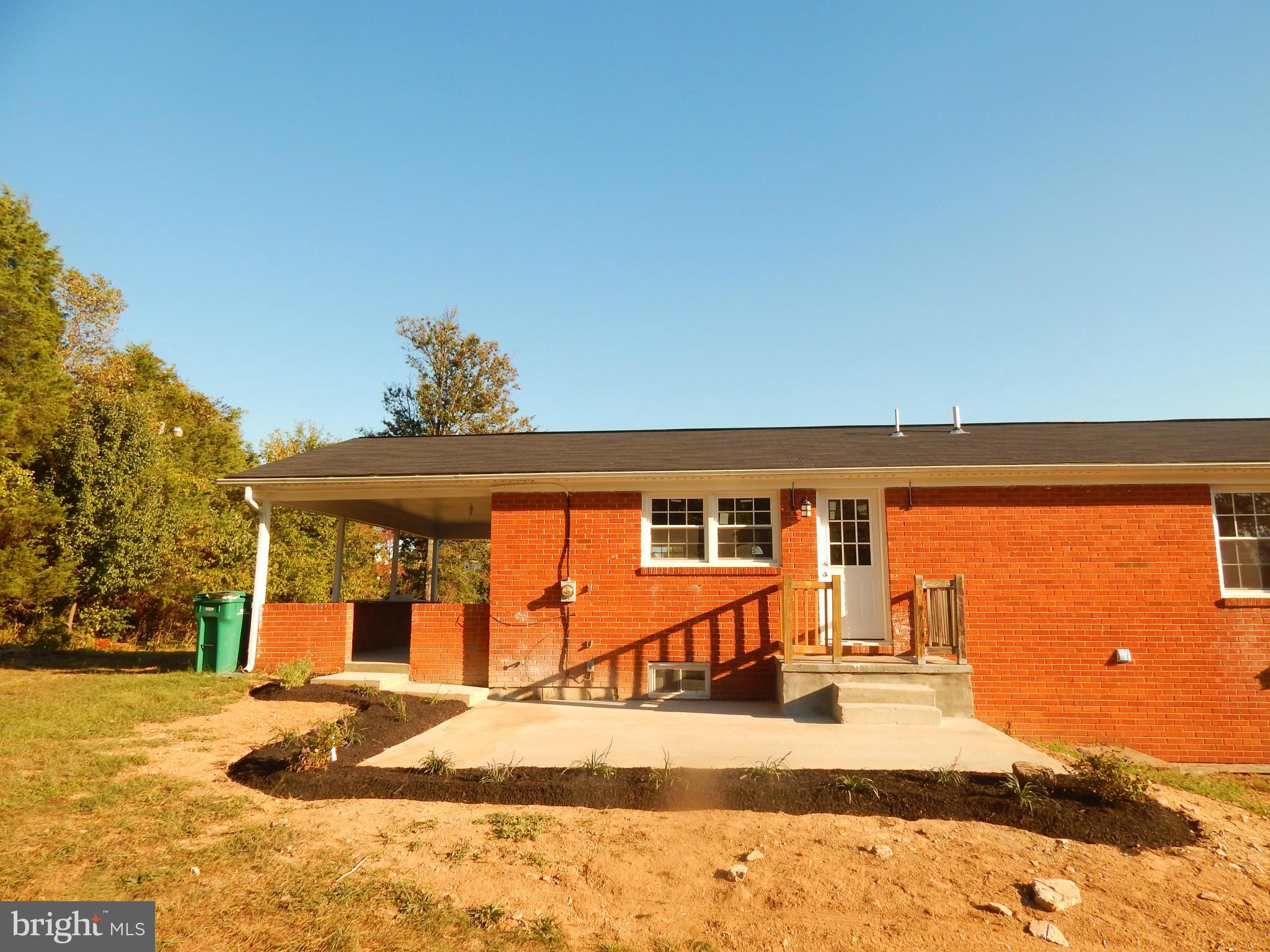8120 Bethlehem Road Manassas, VA 20109 - Photo 12 of 26 Exterior (Rear)