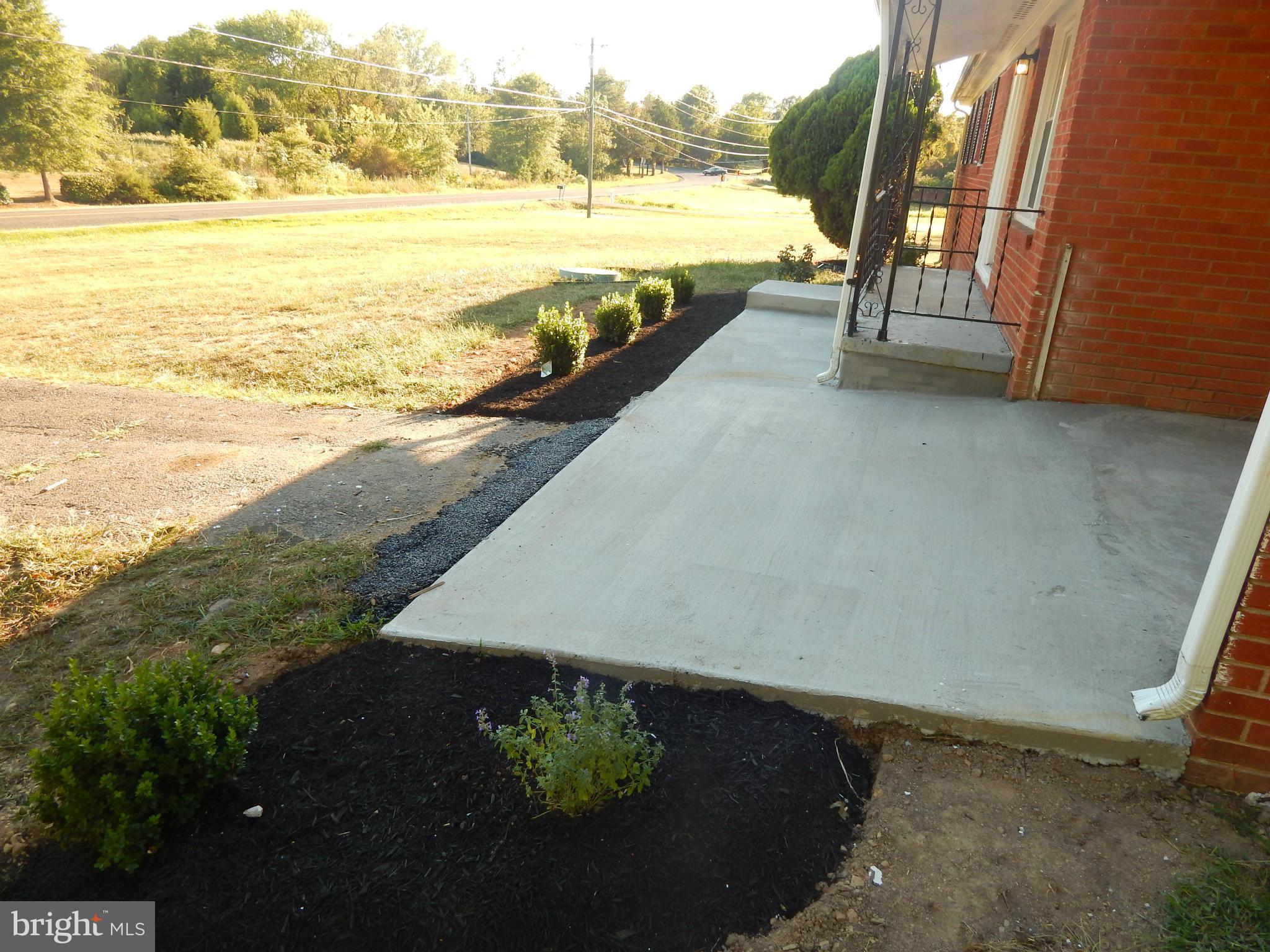 8120 Bethlehem Road Manassas, VA 20109 - Photo 14 of 26 Exterior (Front)