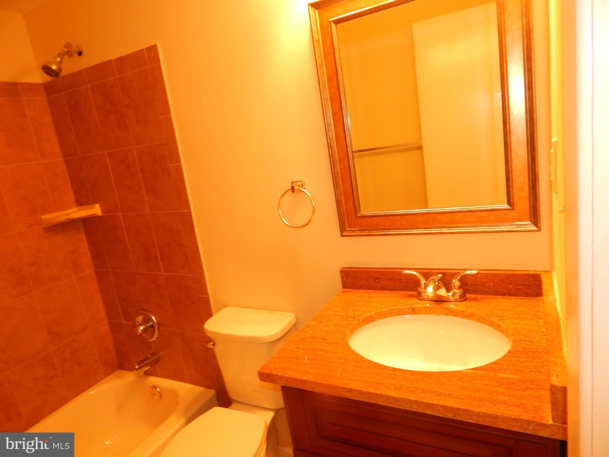 8120 Bethlehem Road Manassas, VA 20109 - Photo 19 of 26 Bath