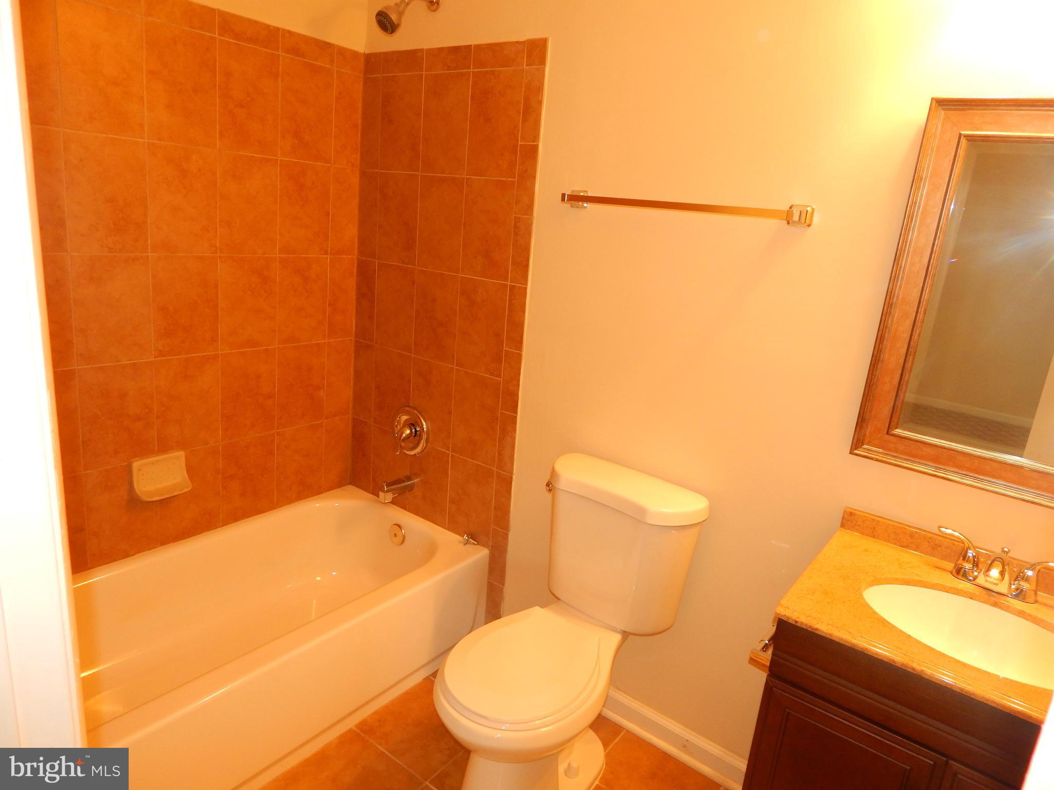 8120 Bethlehem Road Manassas, VA 20109 - Photo 23 of 26 Bath