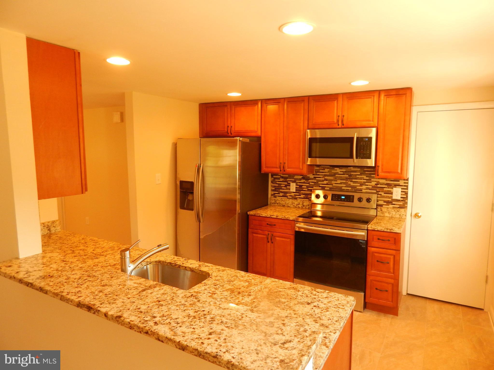8120 Bethlehem Road Manassas, VA 20109 - Photo 7 of 26 Kitchen