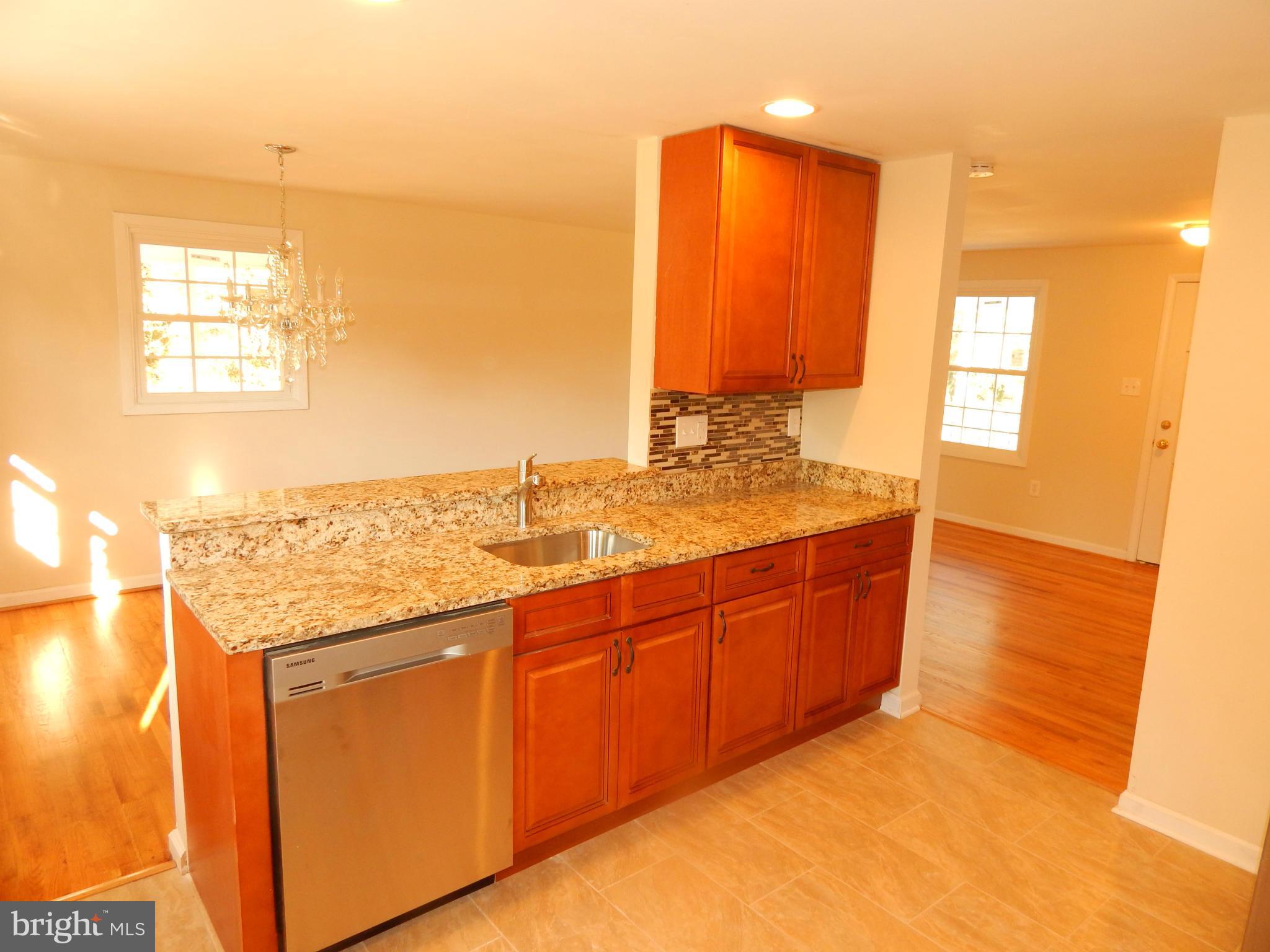 8120 Bethlehem Road Manassas, VA 20109 - Photo 9 of 26 Kitchen