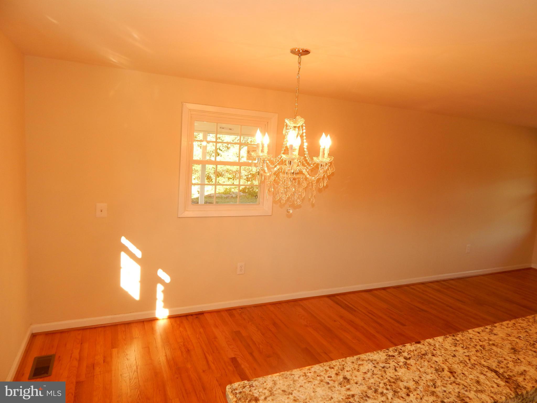 8120 Bethlehem Road Manassas, VA 20109 - Photo 10 of 26 Dining Room