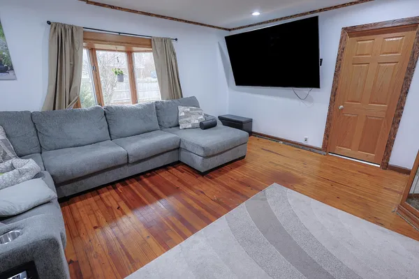 $199,900 | 167 South Division Street, Hesperia, MI 49421