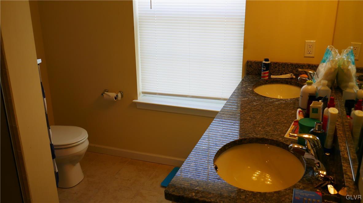 2266 Rising Hill Road Whitehall, PA 18052 - Photo 19 of 24 Gallery Image 19