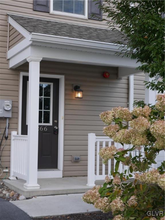 2266 Rising Hill Road Whitehall, PA 18052 - Photo 2 of 24 Gallery Image 2