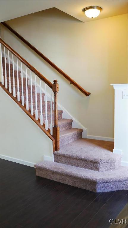 2266 Rising Hill Road Whitehall, PA 18052 - Photo 8 of 24 Gallery Image 8