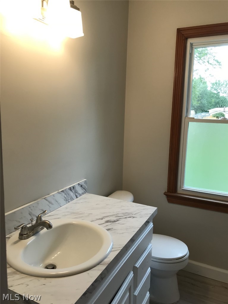 6090 Dunham Road Maple Heights, OH 44137 - Photo 9 of 13