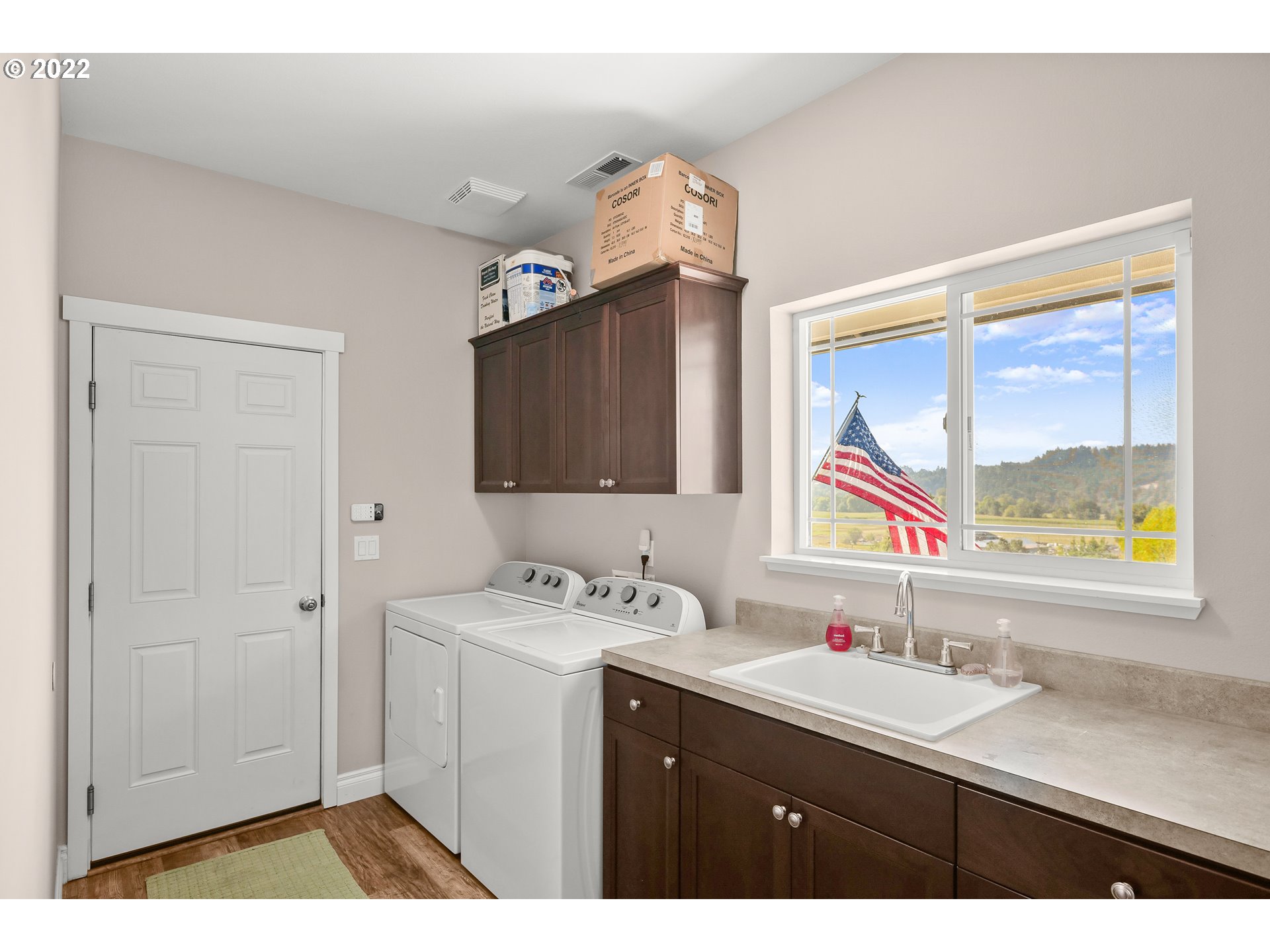 42195 Northwest Lodge Road Banks, OR 97106 - Photo 24 of 31 Laundry