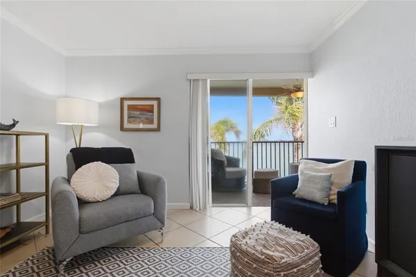 $447,000 | 2675 St Joseph Drive East, Unit D, Dunedin, FL 34698