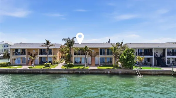 $447,000 | 2675 St Joseph Drive East, Unit D, Dunedin, FL 34698