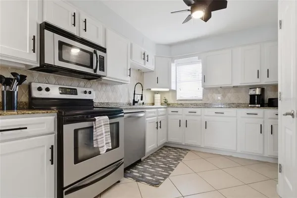 $447,000 | 2675 St Joseph Drive East, Unit D, Dunedin, FL 34698