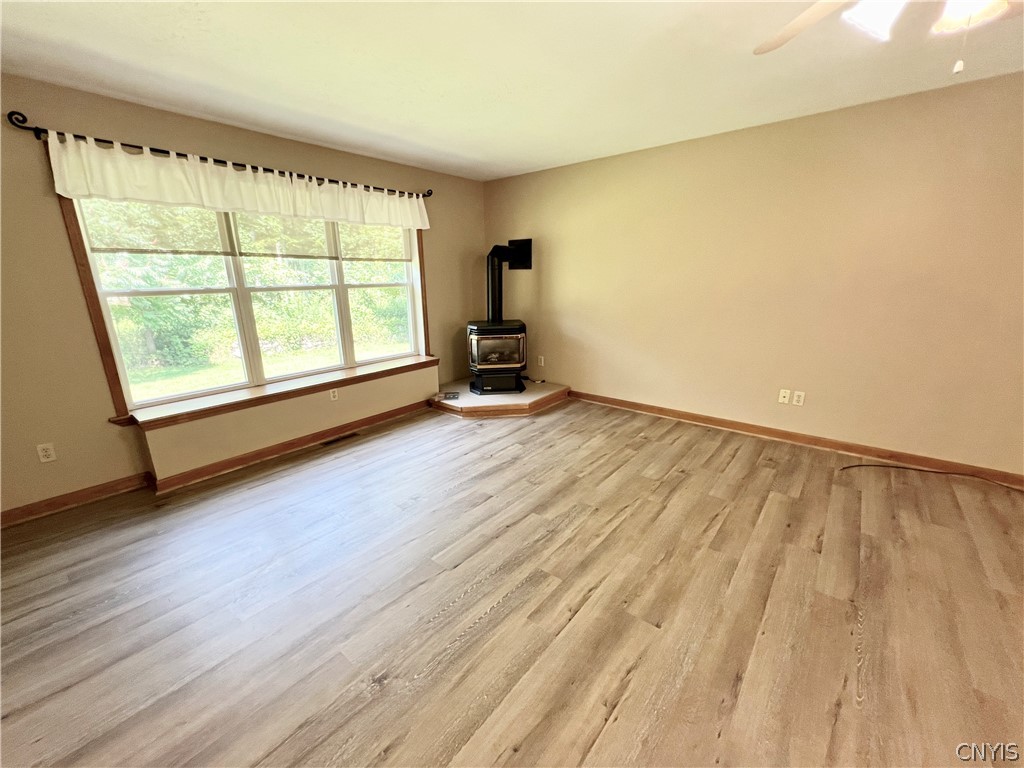 406 Middle Road Scriba, NY 13126 - Photo 14 of 33