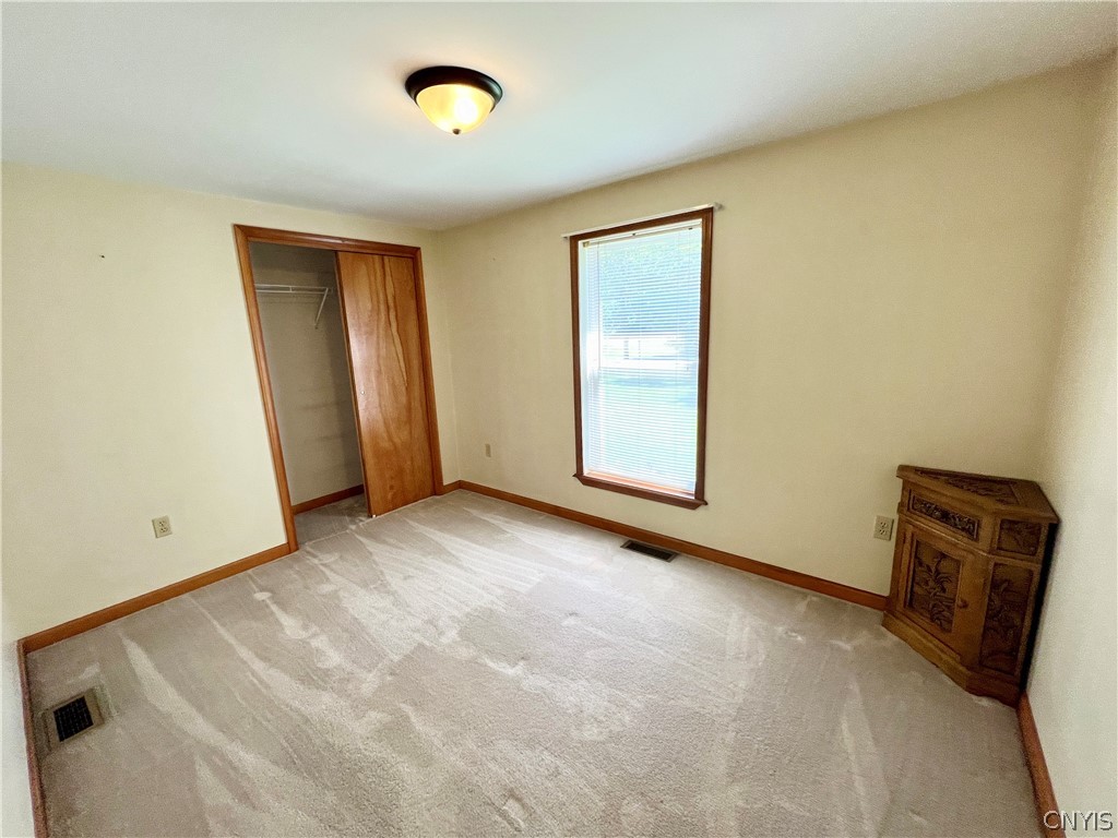 406 Middle Road Scriba, NY 13126 - Photo 22 of 33