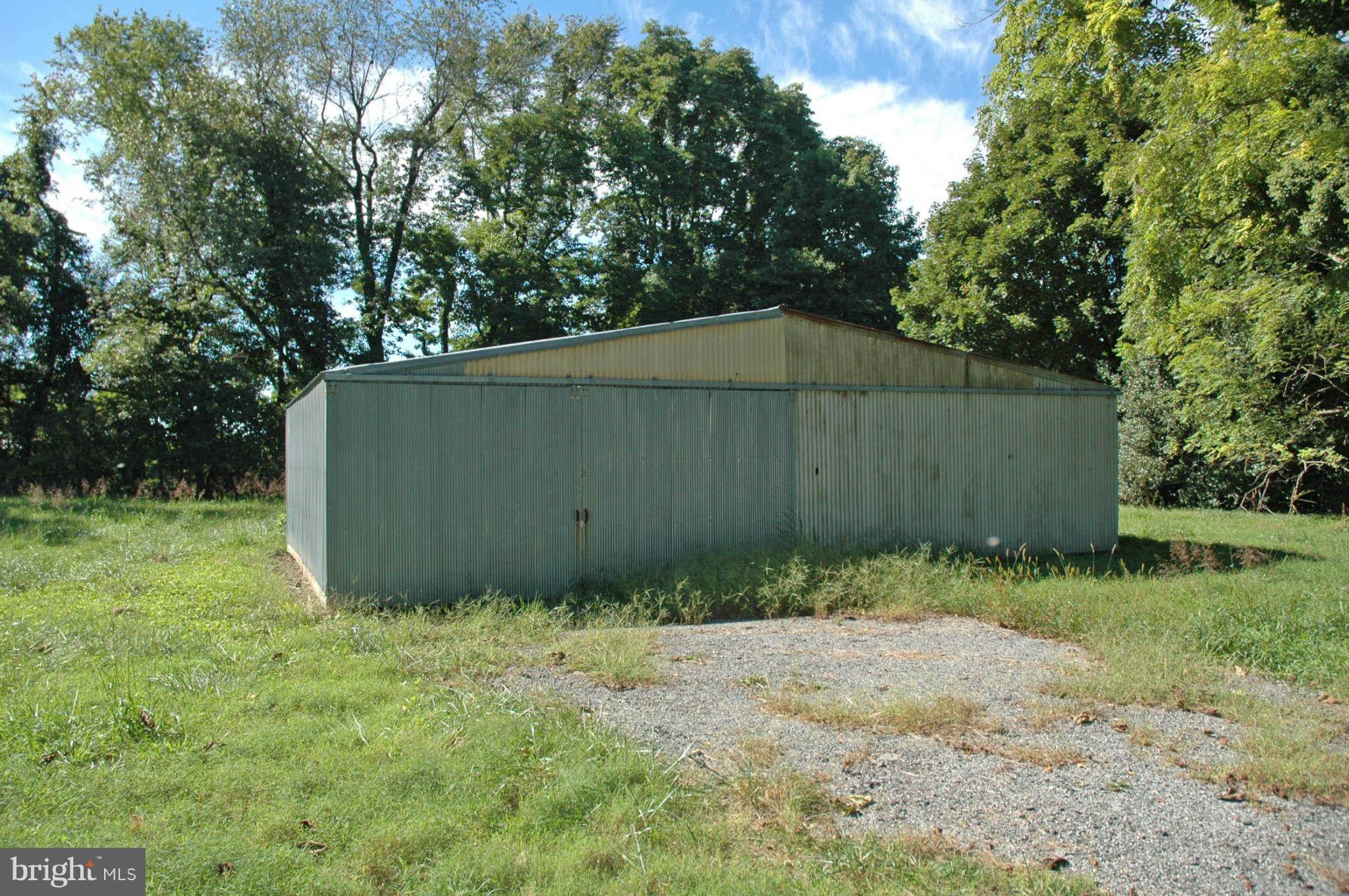 205 Stoney Battery Road Earleville, MD 21919 - Photo 8 of 10 Barn