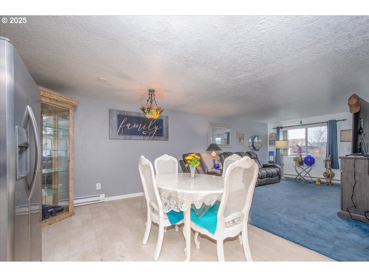 1591 Rainier Road Woodburn, OR 97071 - Photo 4 of 23 Gallery Image 4